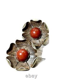 2 Vintage Bakelite Orange Wood Thermo Plastic on Gold Riveted Flower Brooch Pins