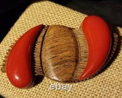ART DECO MODERNIST RED BAKELITE CARVED WOOD Abstract PAISLEY Brooch Pin VINTAGE
