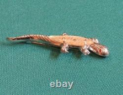 Art Deco carved Apple Juice Bakelite Lizard silver tone brooch pin vintage
