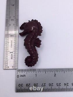 Bakelite Fantastic Seahorse Pin In Maroon Mint Condition (c1269)