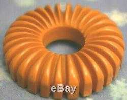 GORGEOUS VINTAGE BAKELITE CHUNKY DEEP CARVED BUTTERSCOTCH BROOCH PIN -20.6 g