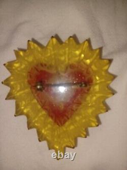HTF Vtg Carved Apple Juice Bakelite & Red Heart Pin Brooch 2 5/8