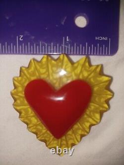 HTF Vtg Carved Apple Juice Bakelite & Red Heart Pin Brooch 2 5/8