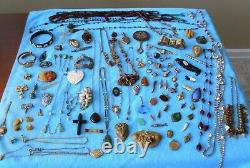 HUGE Antique VICTORIAN & Art Deco JEWELRY Table LOT Necklaces Pins Rings +