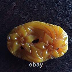 Large Beautiful Vintage Deco Period Butterscotch Floral Carved Bakelite Brooch