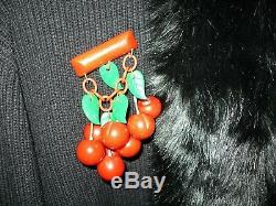 Large & Gorgeous Vintage Red Bakelite Brooch Pin With 8 Large Dangling Cherries