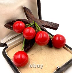 Old Vntg Cherry Cluster Brooch Beautiful Red Bakelite Carved Wood Pre-wwii Rare