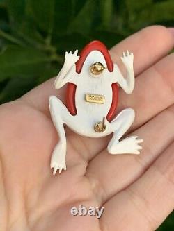 Trifari brooch Frog Bakelite Red & White dots Vintage 1950s-1960s Rare Pin