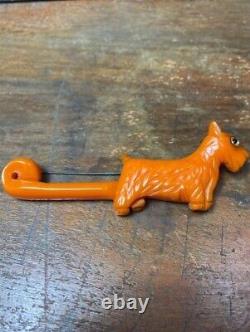 Unusual Vintage Scotty Scottie Dog True Orange Bakelite Brooch Pin Glass Eye