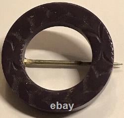 Vintage 1930's Purple Bakelite Wreath Ring Circle Brooch Pin-15/16 Diameter