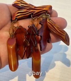 Vintage 1930's Resin Washed Rust BakeLite Oak Leaves & Logs Pin Brooch AS-IS