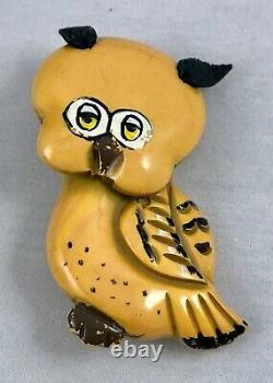 Vintage 1940's MARTHA SLEEPER Carved Painted Bakelite Whimsical Owl Brooch Pin