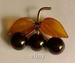Vintage 1940s Brooch Lapel Pin 3D Cherries Leaves Brown Caramel Catalin Bakelite