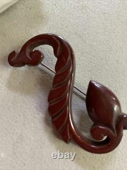 Vintage 1960 Burgundy Dark Chocolate Deeply Carved Bakelite Acorn Swirl Bud Pin