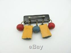 Vintage Art Deco Bakelite brooch pin of hanging Chinese lanterns