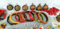 Vintage Bakelite Jewelry Buttons Bangles Pins Rings Necklace Clips Sweetheart Pi