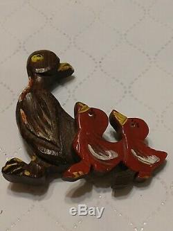 Vintage Bakelite & Wood Duck & Ducklings Brooch Pin