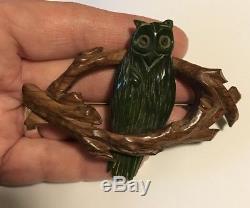 Vintage Bakelite & Wood Owl Pin