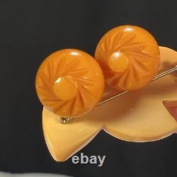 Vintage Carved Bakelite Brooch Pin, Bakelite Brooch, 59mm x 55mm, Dangle Oranges