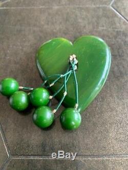 Vintage LG Bakelite HEART Pin Green w dangling cherries. 1940s Tested