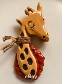 Vintage MARTHA SLEEPER Bakelite Flirty Winking Carved Giraffe Brooch Pin Rare