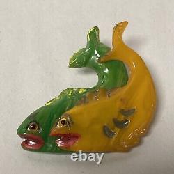 Vintage Twin Fish Pair Pisces Zodiac Carved Bakelite Catalin Pin Brooch