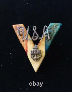 Vintage WWII V Victory Pin USN Metal And Bakelite