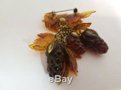 Vintage carved Bakelite Catalin Dangling Fruit Berries pin Tortoise Rootbeer